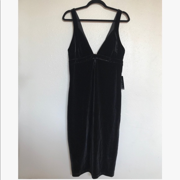 Express Black Plunging V-Neck Velvet Sheath Dress - Picture 4 of 5